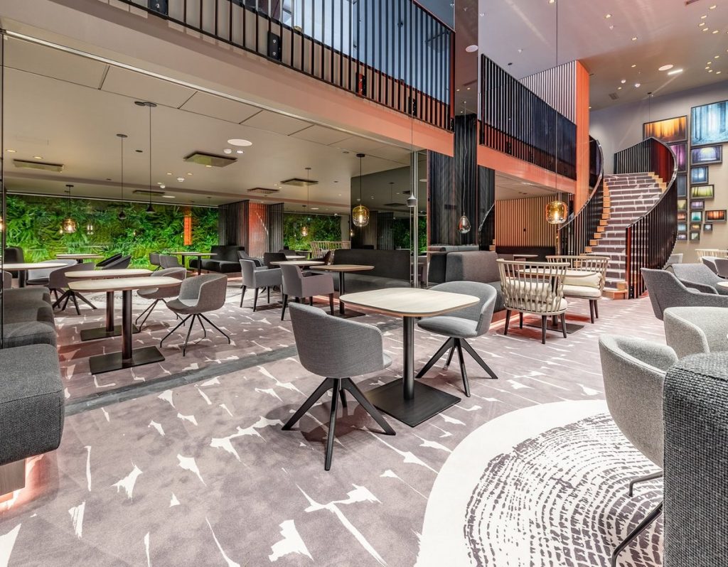 Congress-Domingo 1150